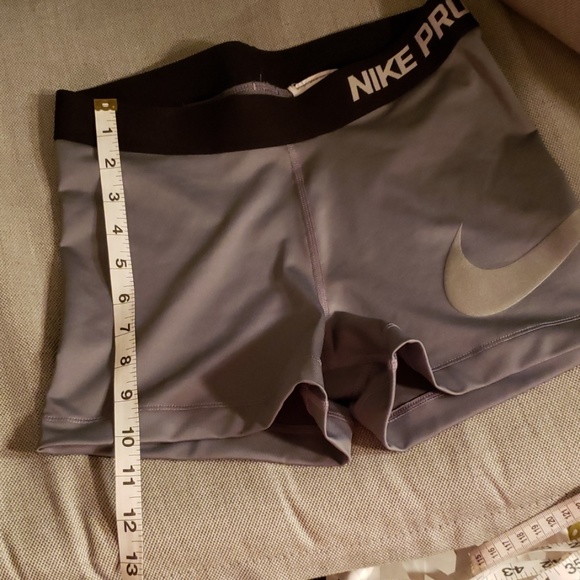 Nike grey shorts - Picture 6 of 8